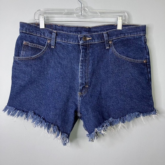 WRANGLER Cutoff Dark Wash Denim Distressed Cut Off Raw Hem Shorts Waist Size 36 - Picture 1 of 14
